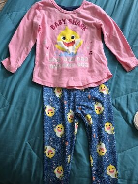 Baby Shark Pink & Blue Kids Set